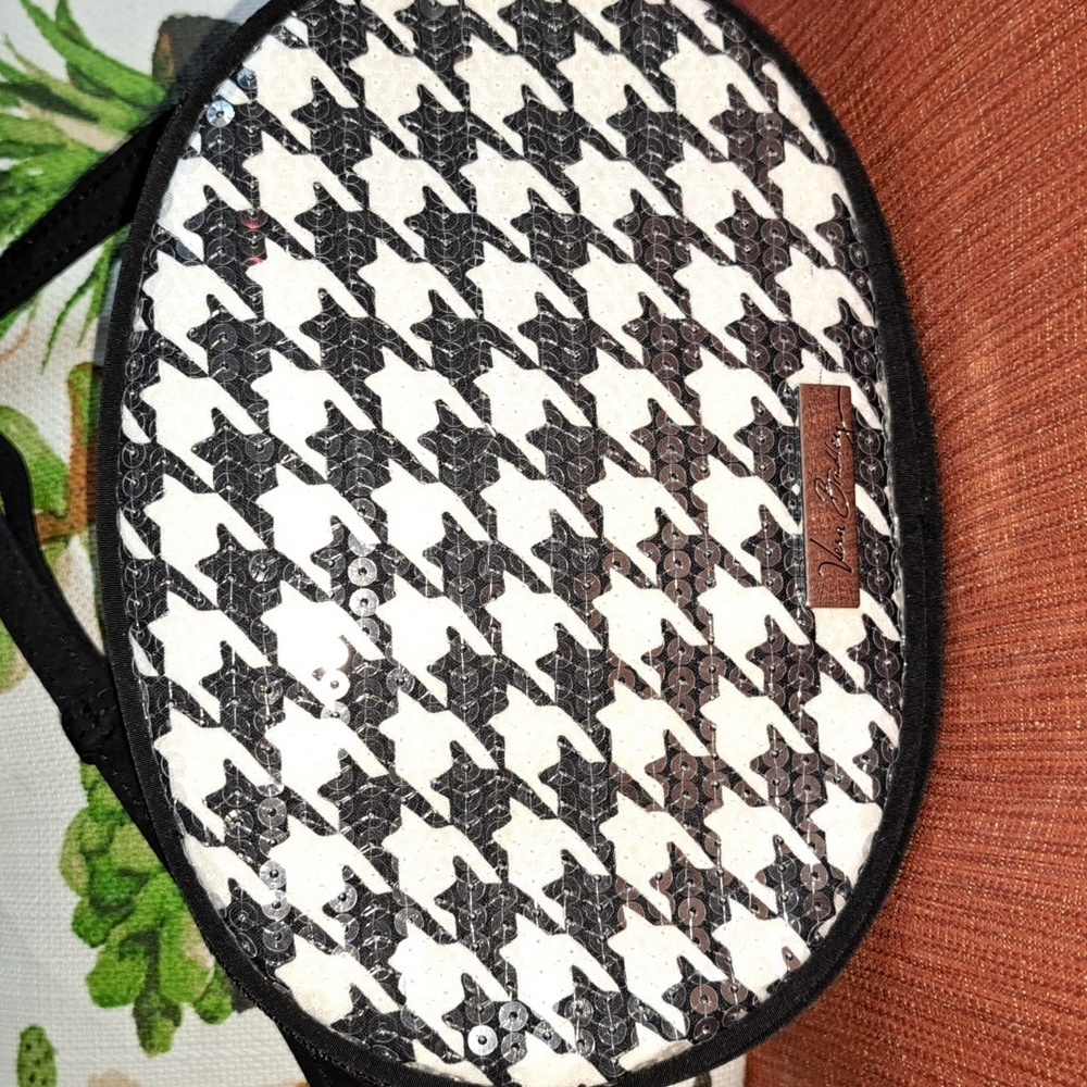 VERA Bradley Crossbody Black and White with Sequin Overlay.  Adjustable Strap - Picture 3 of 13